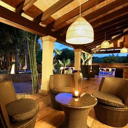 Sleeps 8 With Pool Air Con And Wifi Villa *
