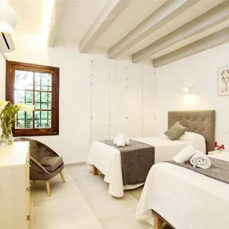 Villa Sleeps 8 With Pool Air Con And Wifi Pollenca